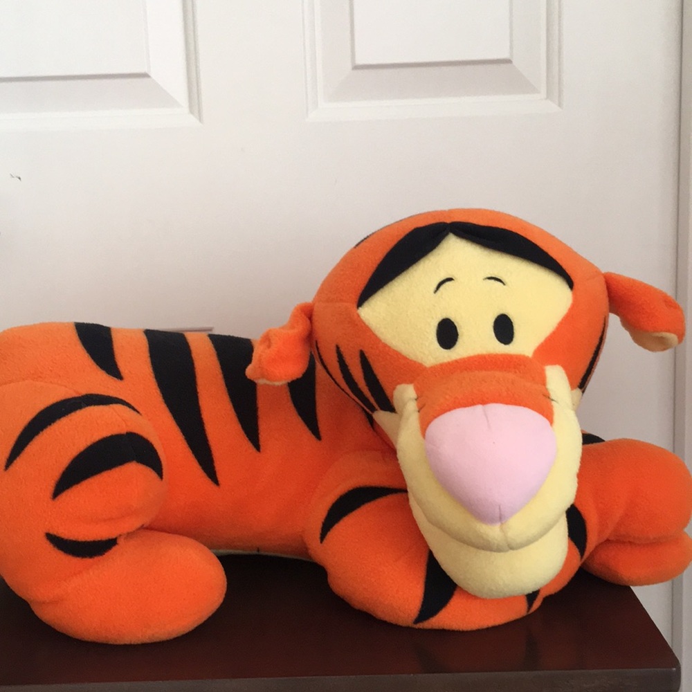 Disney Tigger from Winnie The Pooh Large Stuffed Animal Fisher Price